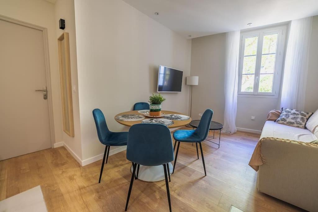 Le Palm Appartement Elegant & Design En Bord Riviere Collobrières Exterior foto